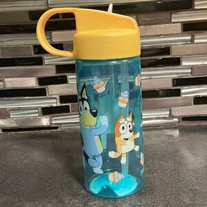 Bluey Flip Spout Water Bottle w/Carry Loop No Leak zak Designs BPA Free NEW